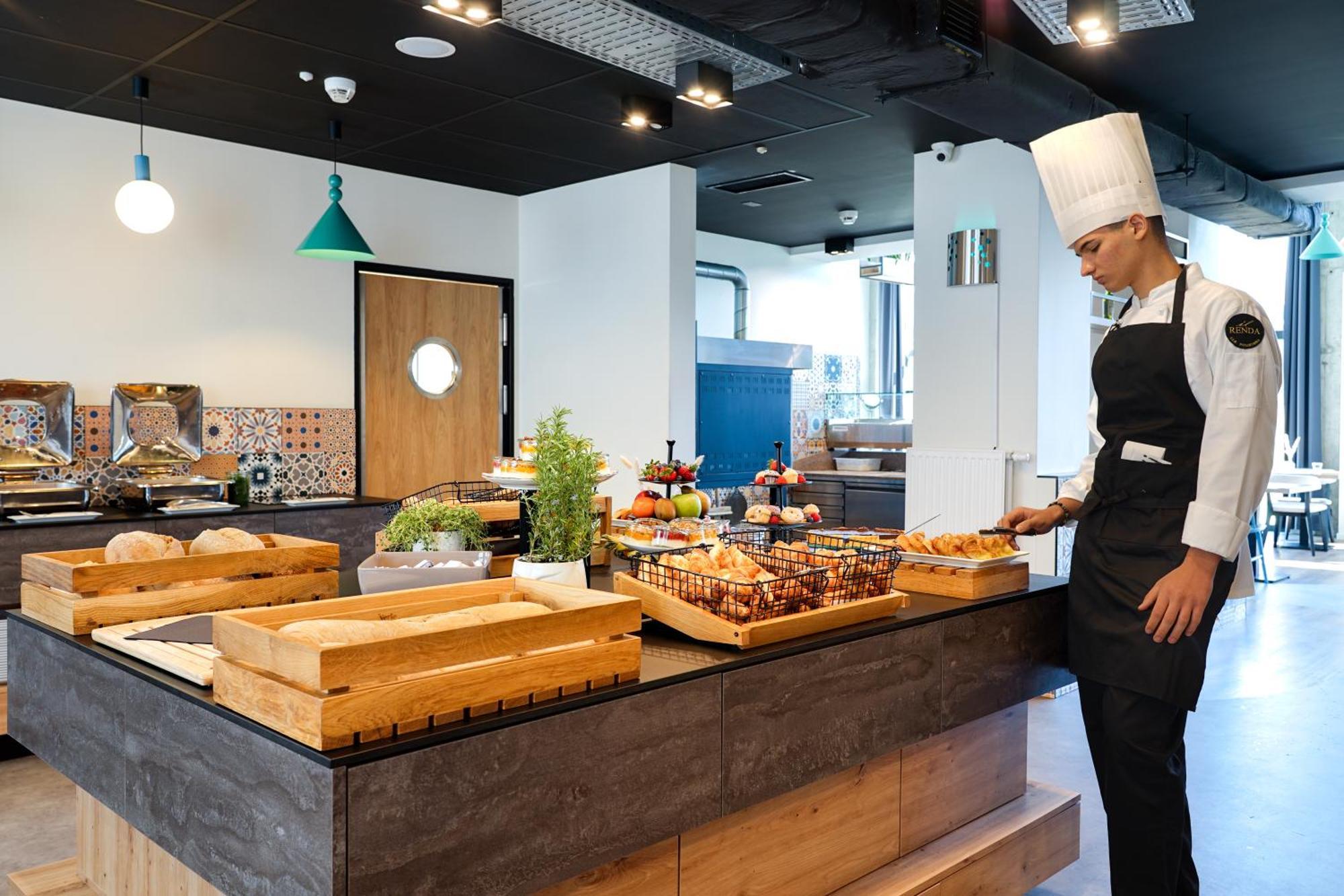Easy One Premium Art Aparthotel Krakow Exterior photo